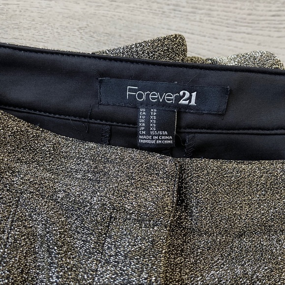 Gold Glitter Shorts - Picture 4 of 6